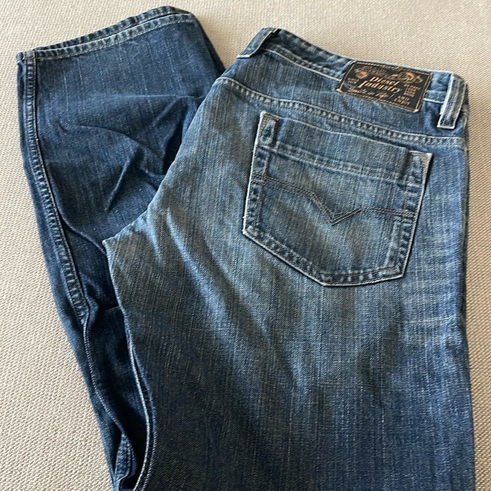 Diesel button fly straight Jean 36x32